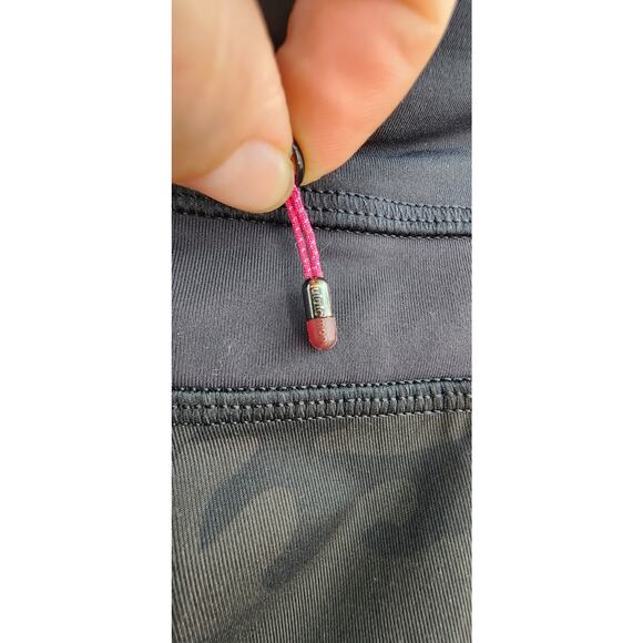 Lululemon Run Inspire Crop II Size 4 All Luxtreme Savasana Camo‎ Black Mesh - Picture 10 of 11